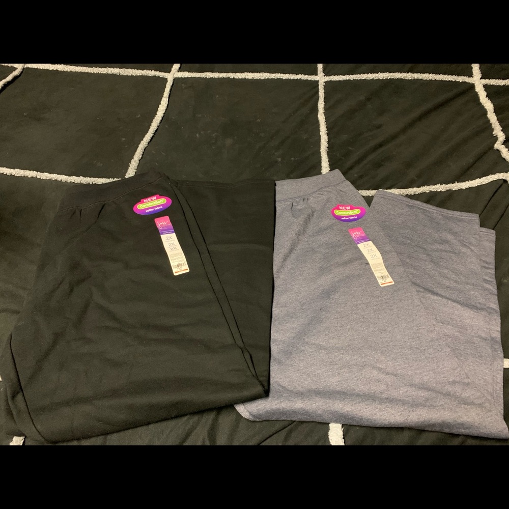 Women’s 2XL sweatpants NWT blue & black 2 pairs